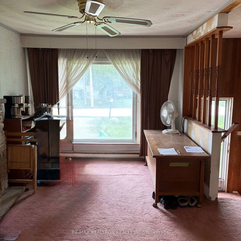 Room2