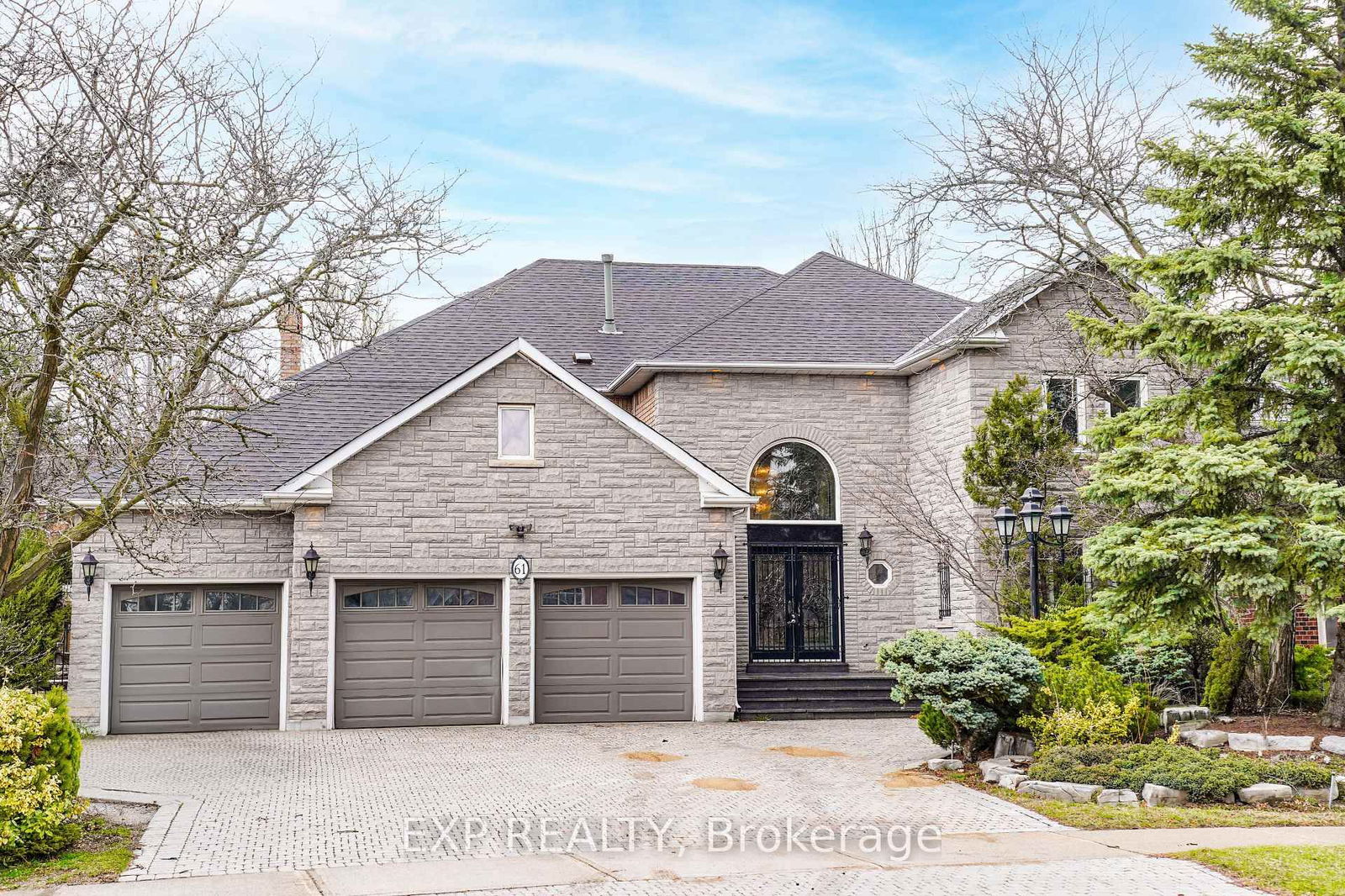 Detached House for sale at 61 Glenayr Road, Richmond Hill, Bayview Hill, L4B 2V8 - MLS: N12101554
