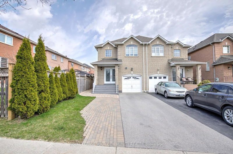 home for sale on 25 D'amato Crescent