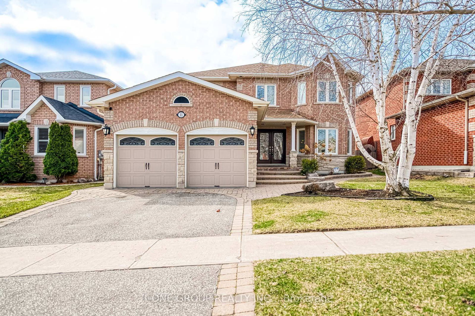 Detached House for sale at 11 Saint Avenue, Bradford West Gwillimbury, Bradford, L3Z 3E6 - MLS: N12101647