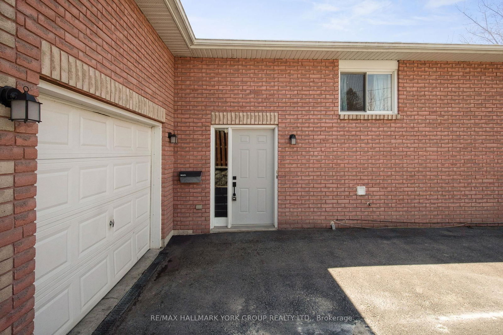 Detached House sold at 245 Woodycrest Avenue, Georgina, Keswick South, L4P 2W3 - MLS: N12101688