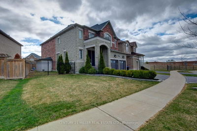 9 Mcdonnell Cres, Bradford West Gwillimbury - Bradford image-0-1
