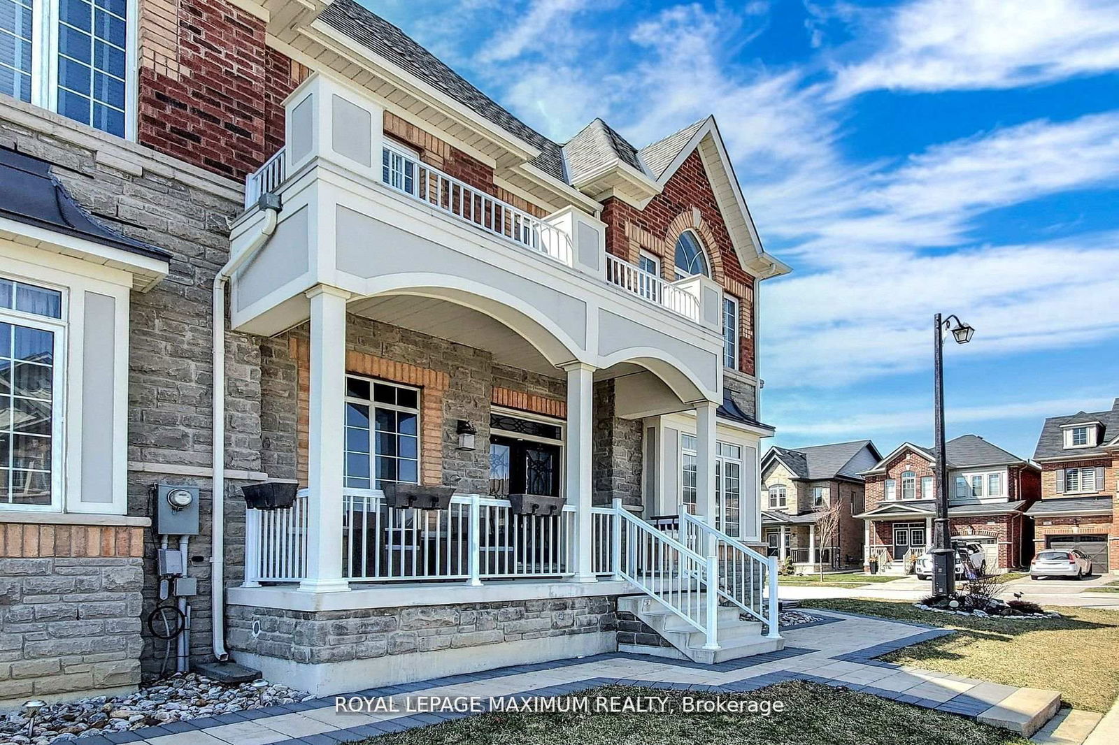 Detached House for sale at 29 Red Tree Drive, Vaughan, Kleinburg, L4H 4H8 - MLS: N12101936