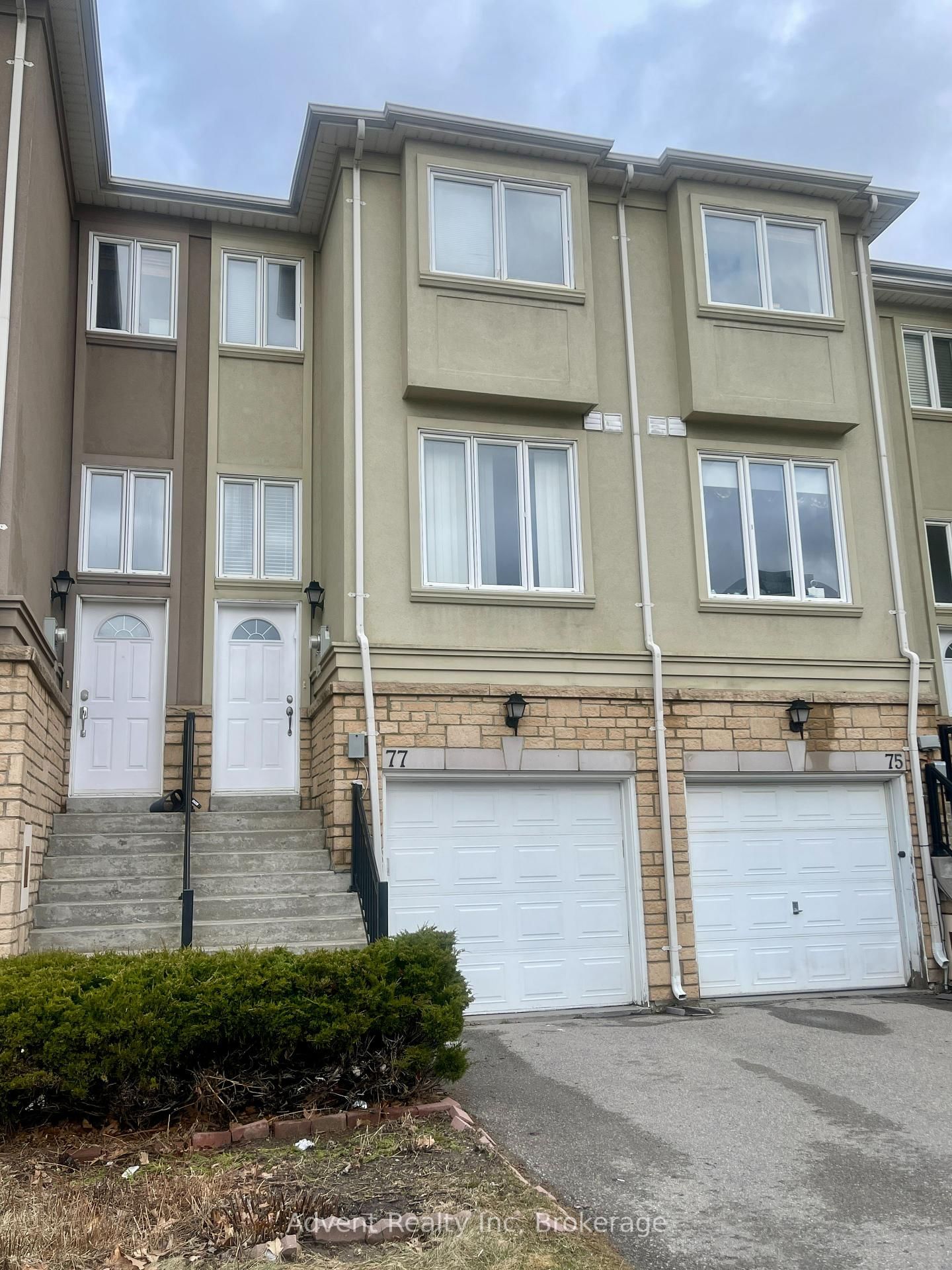 Townhouse for lease at 77 Beresford Drive, Richmond Hill, Langstaff, L4B 4J5 - MLS: N12102029