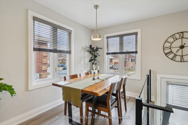 6 Newlands Avenue