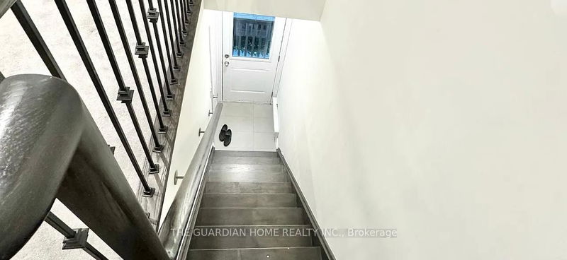 home for lease on 3-297 William Forster Road