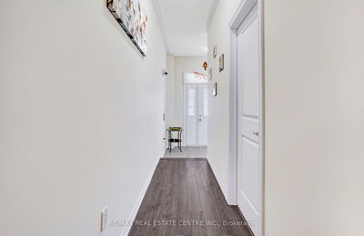 4 Westlake Cres, Bradford West Gwillimbury - Bradford image-0-4