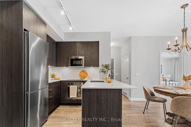 627 - 99 Eagle Rock Way