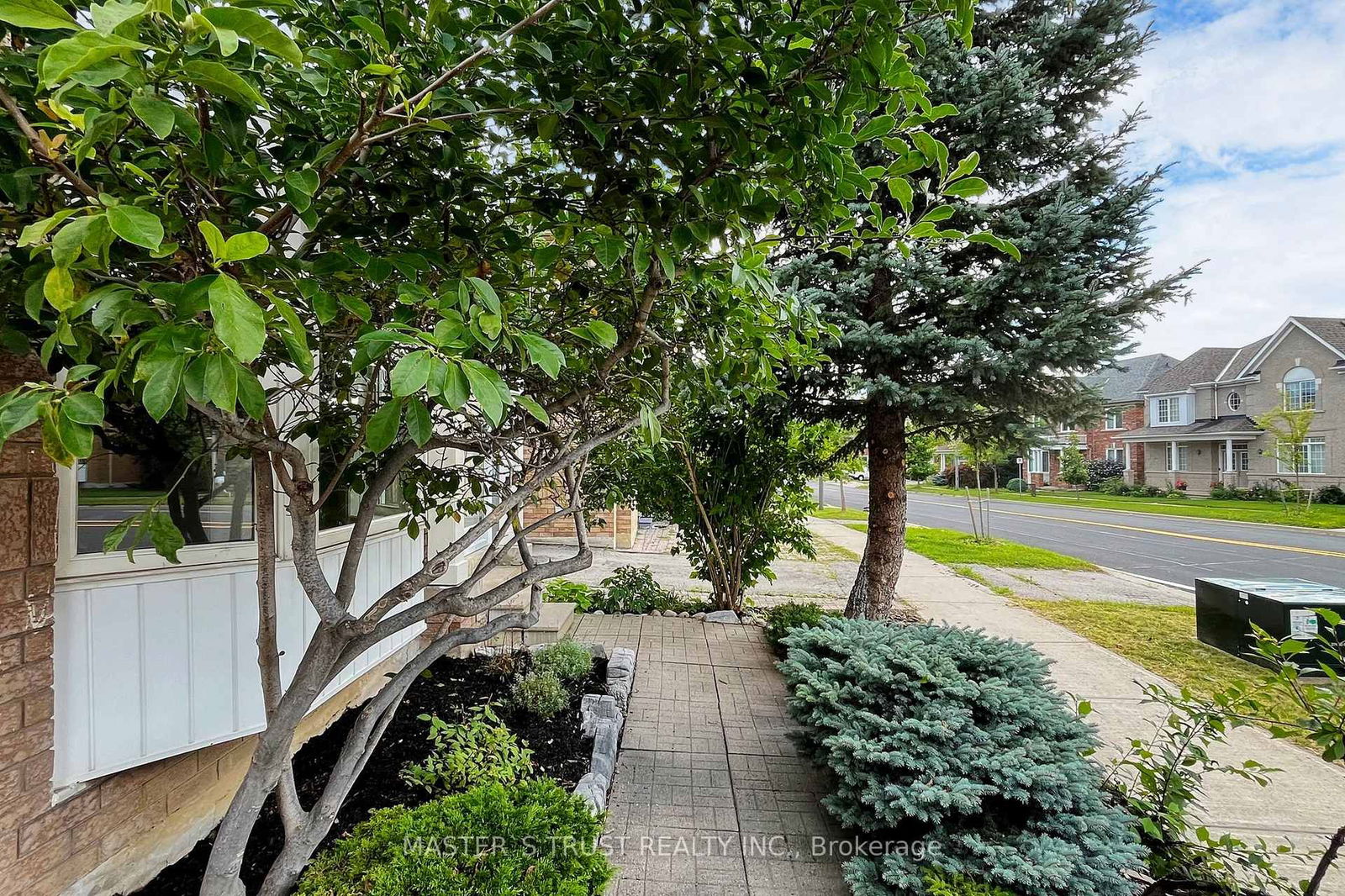Detached House for sale at 12 Castlemore Avenue, Markham, Berczy, L6C 2B3 - MLS: N12102536