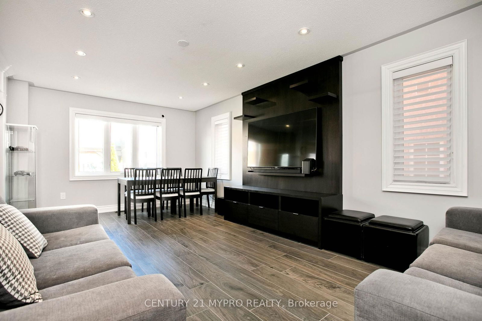 Detached House for sale at 18 River Ridge Boulevard, Aurora, Bayview Northeast, L4G 7V4 - MLS: N12102627