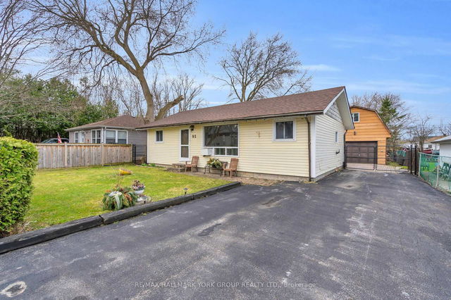 92 Cronsberry Road