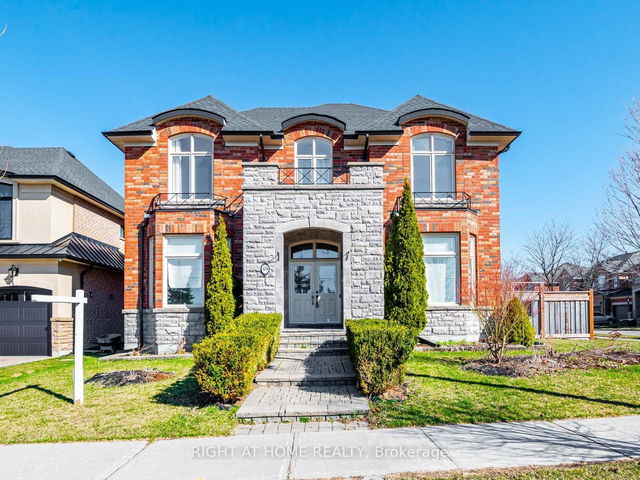 69 Morland Crescent