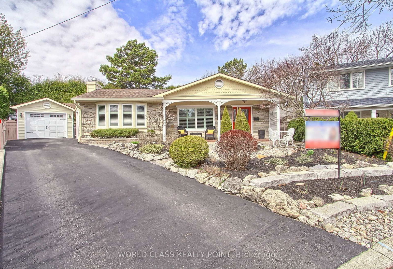 Detached House sold at 116 Chassie Court, Richmond Hill, Mill Pond, L4C 4E9 - MLS: N12103232