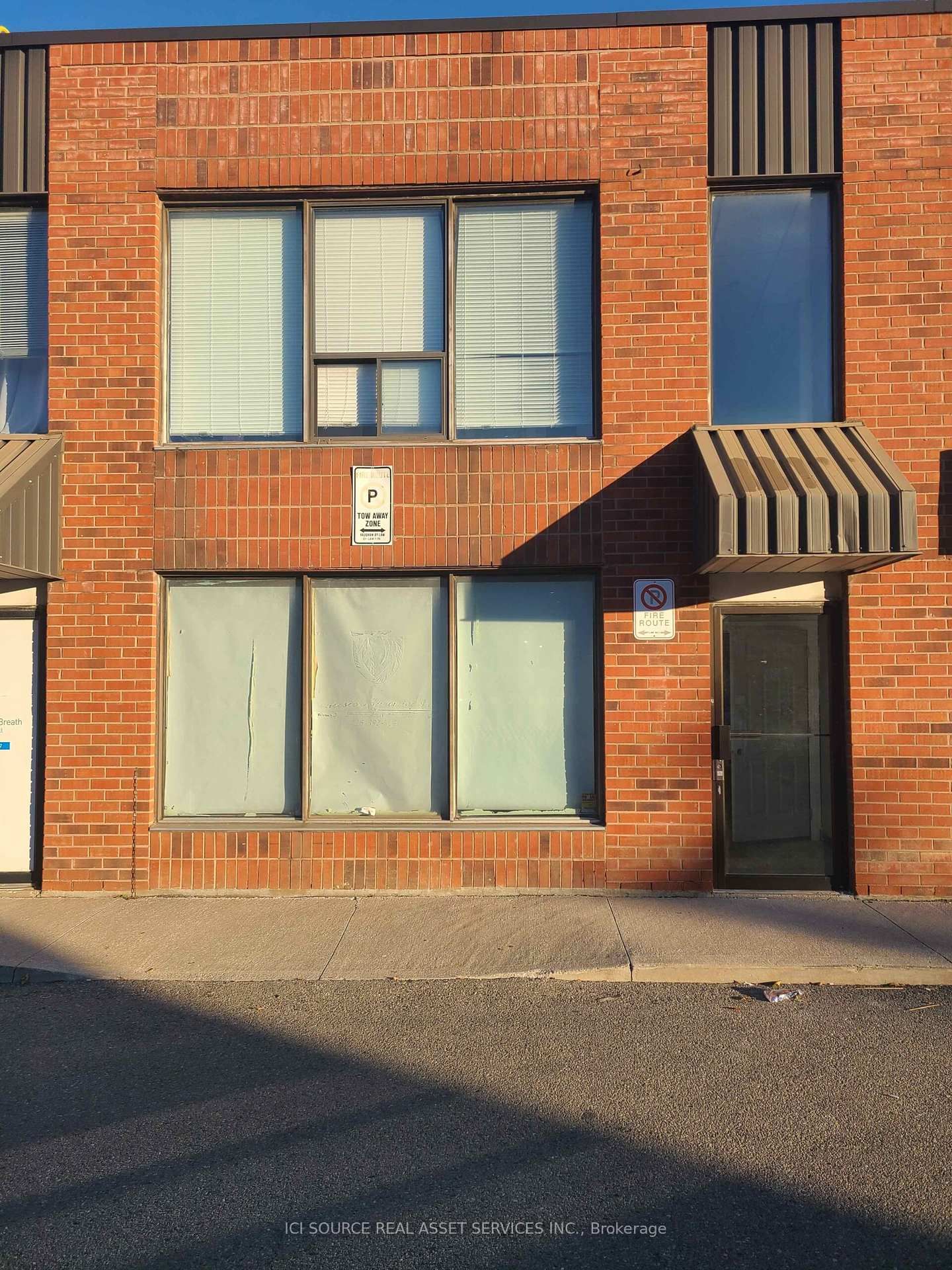 Building at 410 Chrislea Road, Vaughan, East Woodbridge