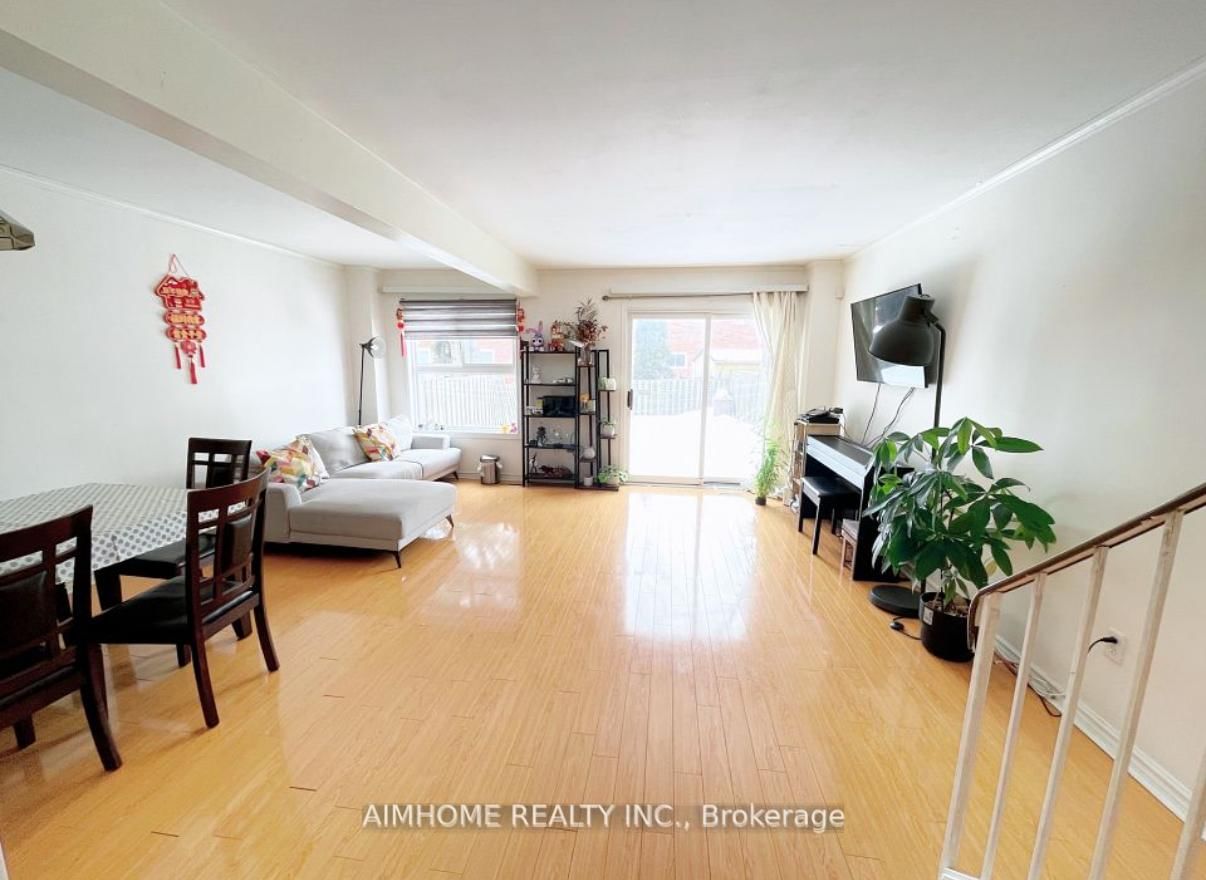 Detached House for sale at 16 Upton Crescent, Markham, Milliken Mills West, L3R 3T4 - MLS: N12103394