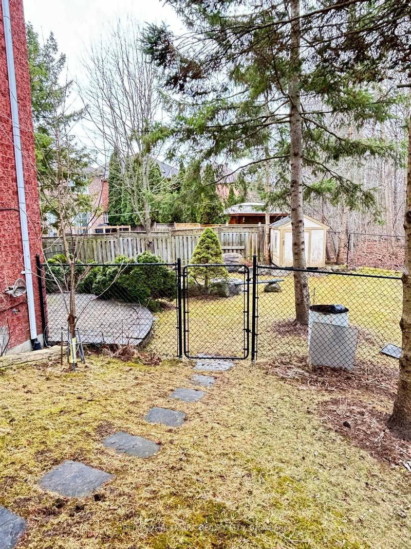 BSMNT - 410 Clearmeadow Blvd, Newmarket, L3X 2C7 | Image 3