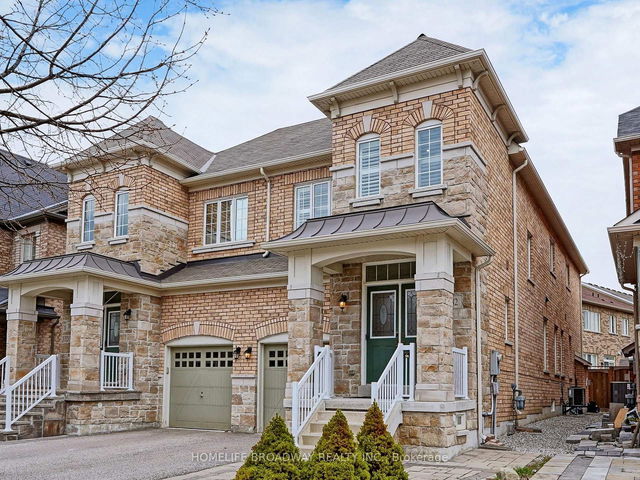 382 Wilfred Murison Avenue