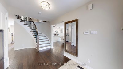 199 Biscayne Blvd, Georgina - Keswick South image-0-4