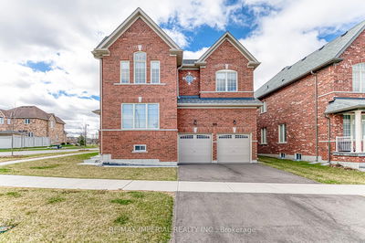 105 Kingknoll Cres, Georgina - Keswick South