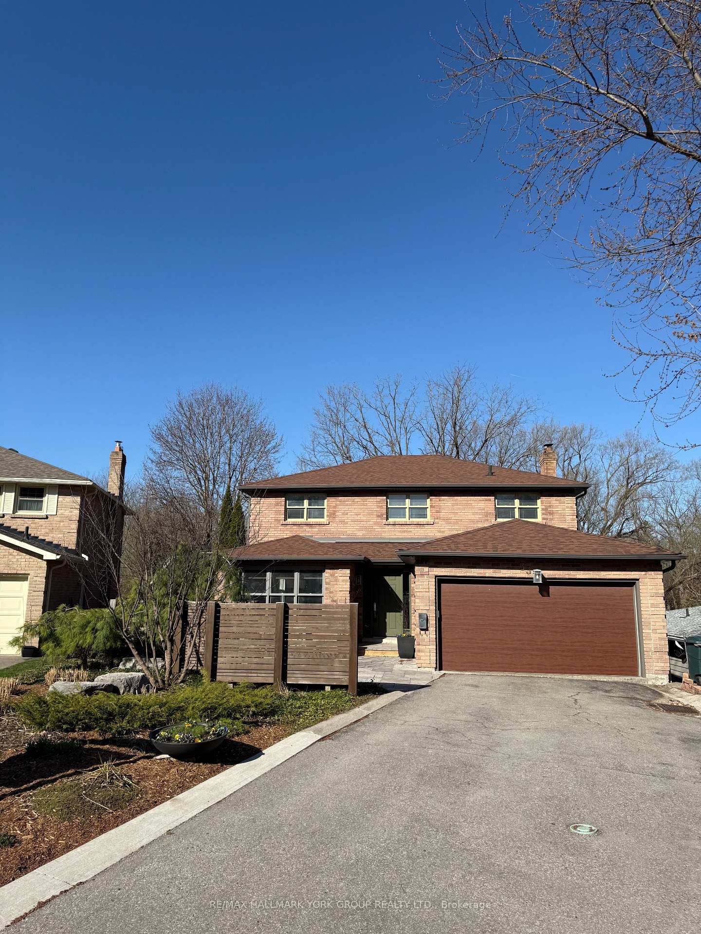 Detached House sold at 33 Ransom Street, Aurora, Aurora Village, L4G 2K8 - MLS: N12104825