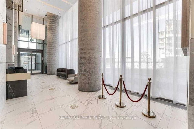 5312 - 950 Portage Parkway
