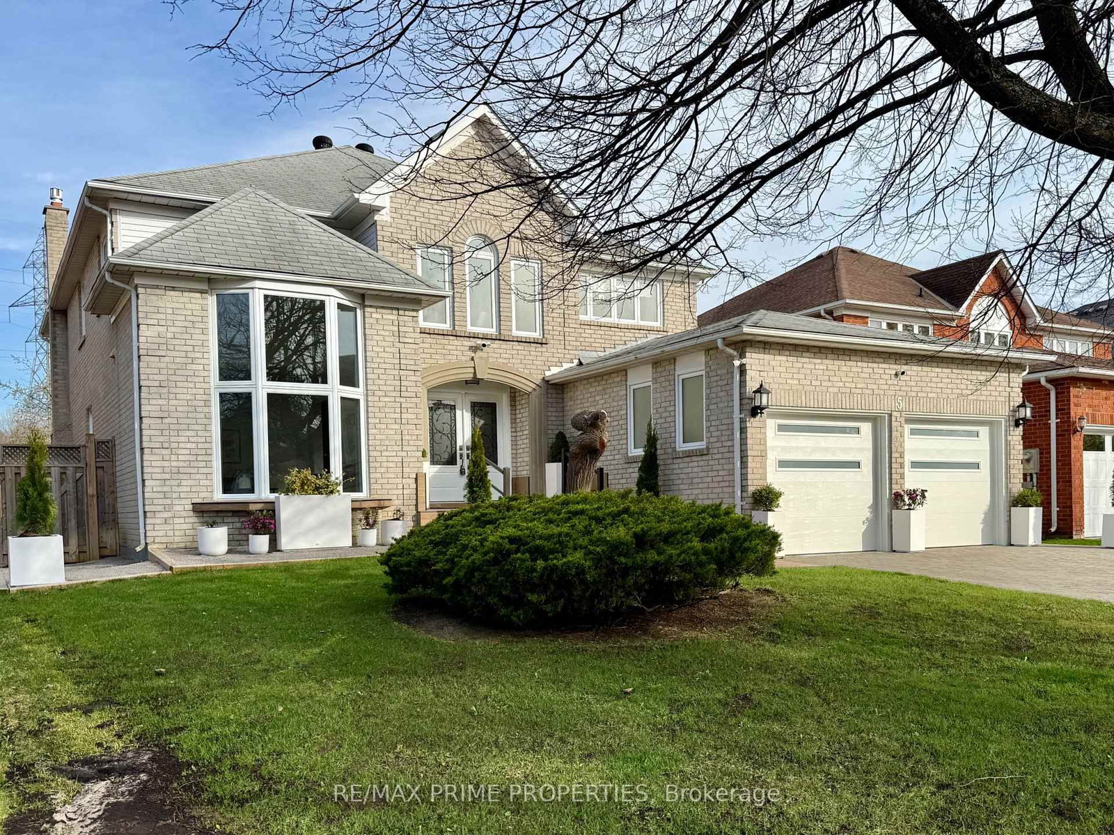 Detached House for sale at 5 Mary Elizabeth Crescent, Markham, Buttonville, L3R 9M2 - MLS: N12105161
