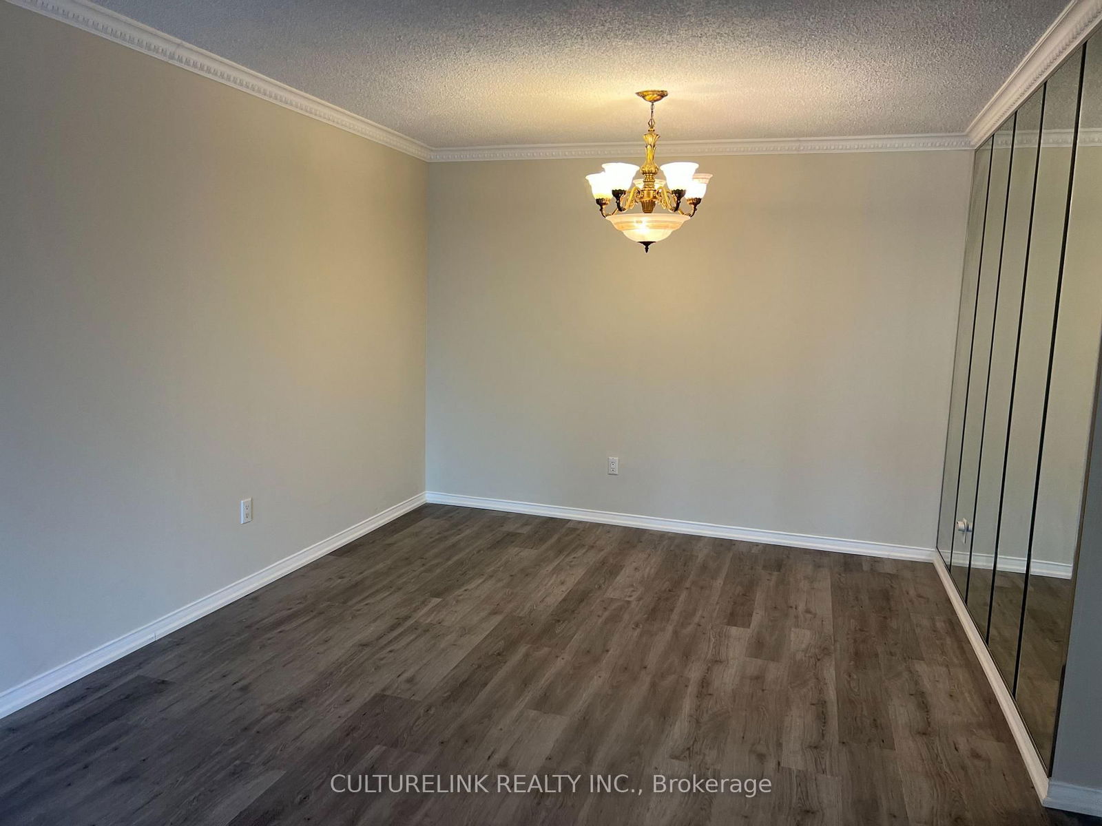 Condo for sale at 523-7905 Bayview Avenue, Markham, Aileen-Willowbrook, L3T 7N3 - MLS: N12105261