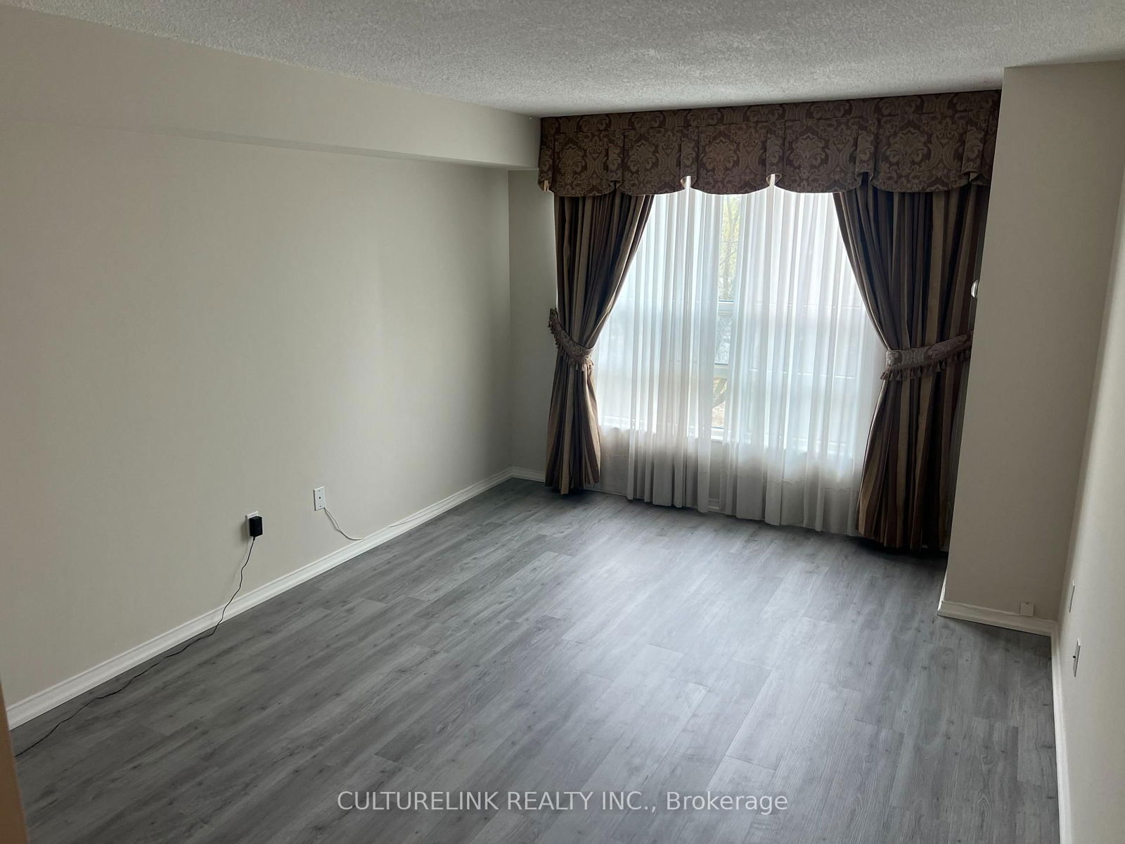 Condo for sale at 523-7905 Bayview Avenue, Markham, Aileen-Willowbrook, L3T 7N3 - MLS: N12105261