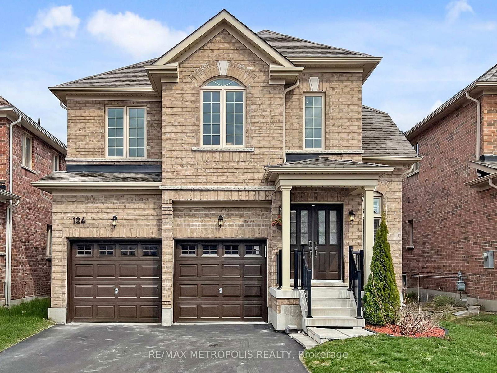 Detached House for sale at 124 Milby Crescent, Bradford West Gwillimbury, Bradford, L3Z 0X8 - MLS: N12105511
