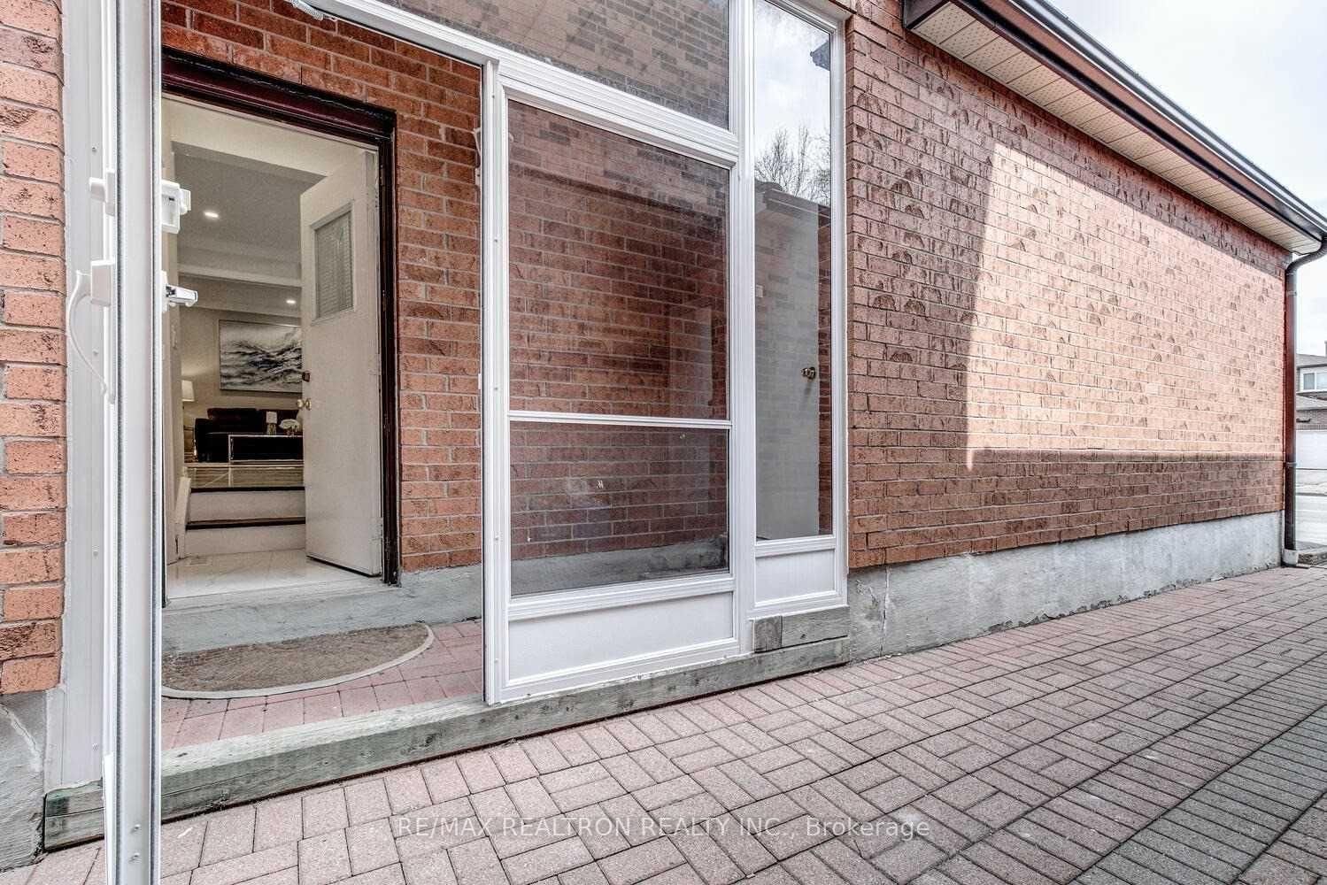 Detached House for lease at BSMT-155 Barrhill Road, Vaughan, Maple, L6A 1H6 - MLS: N12105631
