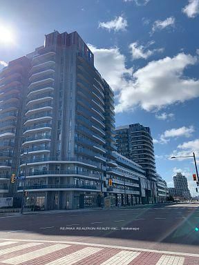1206 - 9471 Yonge Street