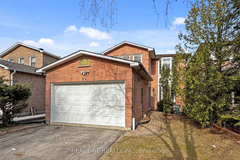 home for sale on 32 Adrian Crescent