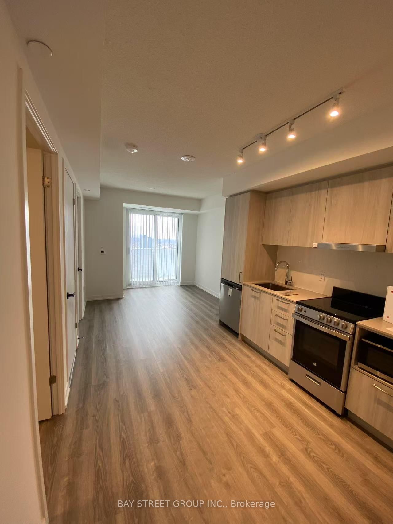 Condo for lease at 3907-195 Commerce Street, Vaughan, Vaughan Corporate Centre, L4K 0P9 - MLS: N12105942