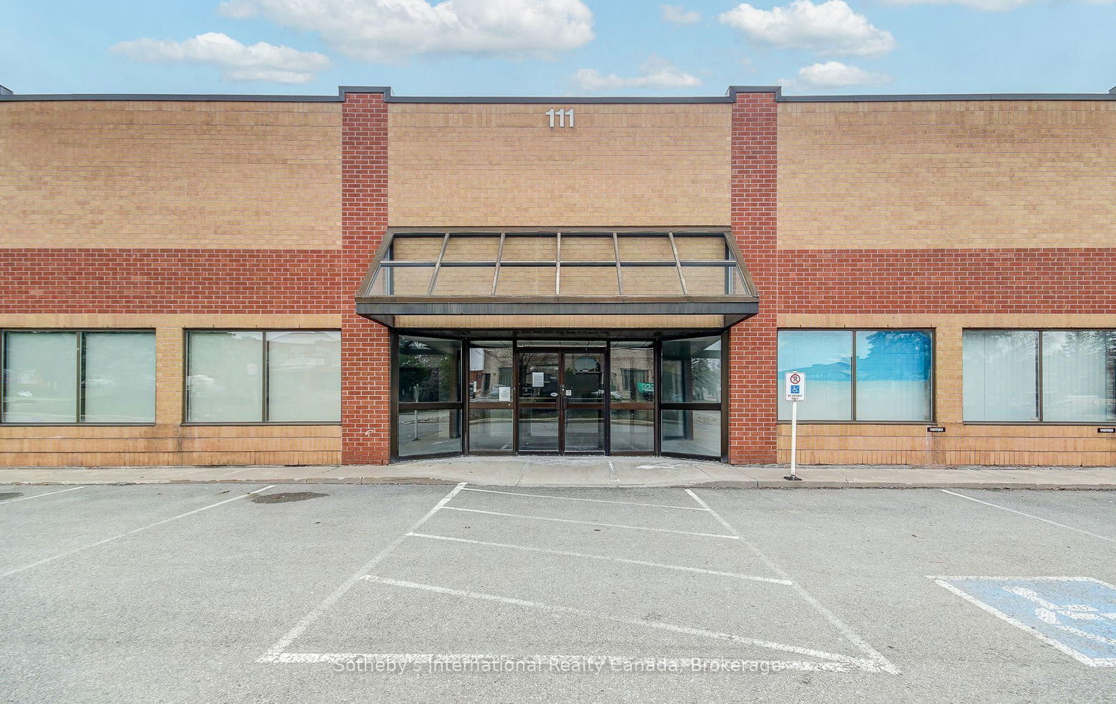 Building at 111 Carlauren Road, Vaughan, East Woodbridge