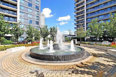 Unit 512 — 85 North Park Rd, Vaughan - Beverley Glen image-0-1
