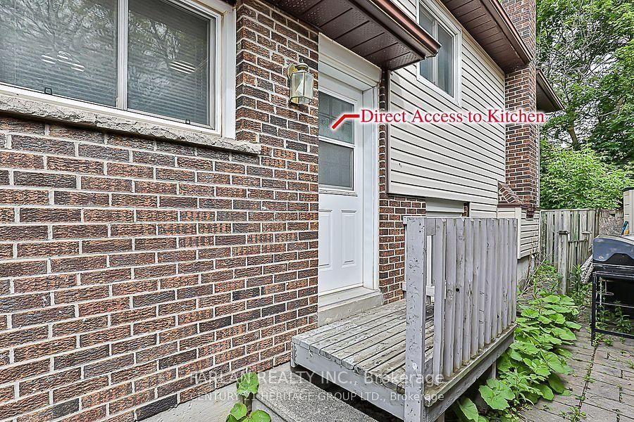 Detached House for lease at Bsmt #2-296 Plymouth Trail, Newmarket, Bristol-London, L3Y 6G7 - MLS: N12106673