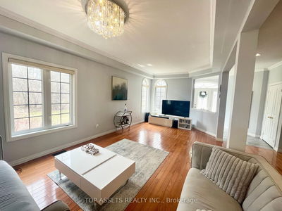 32 Headwater Cres, Richmond Hill - Oak Ridges Lake Wilcox image-0-3