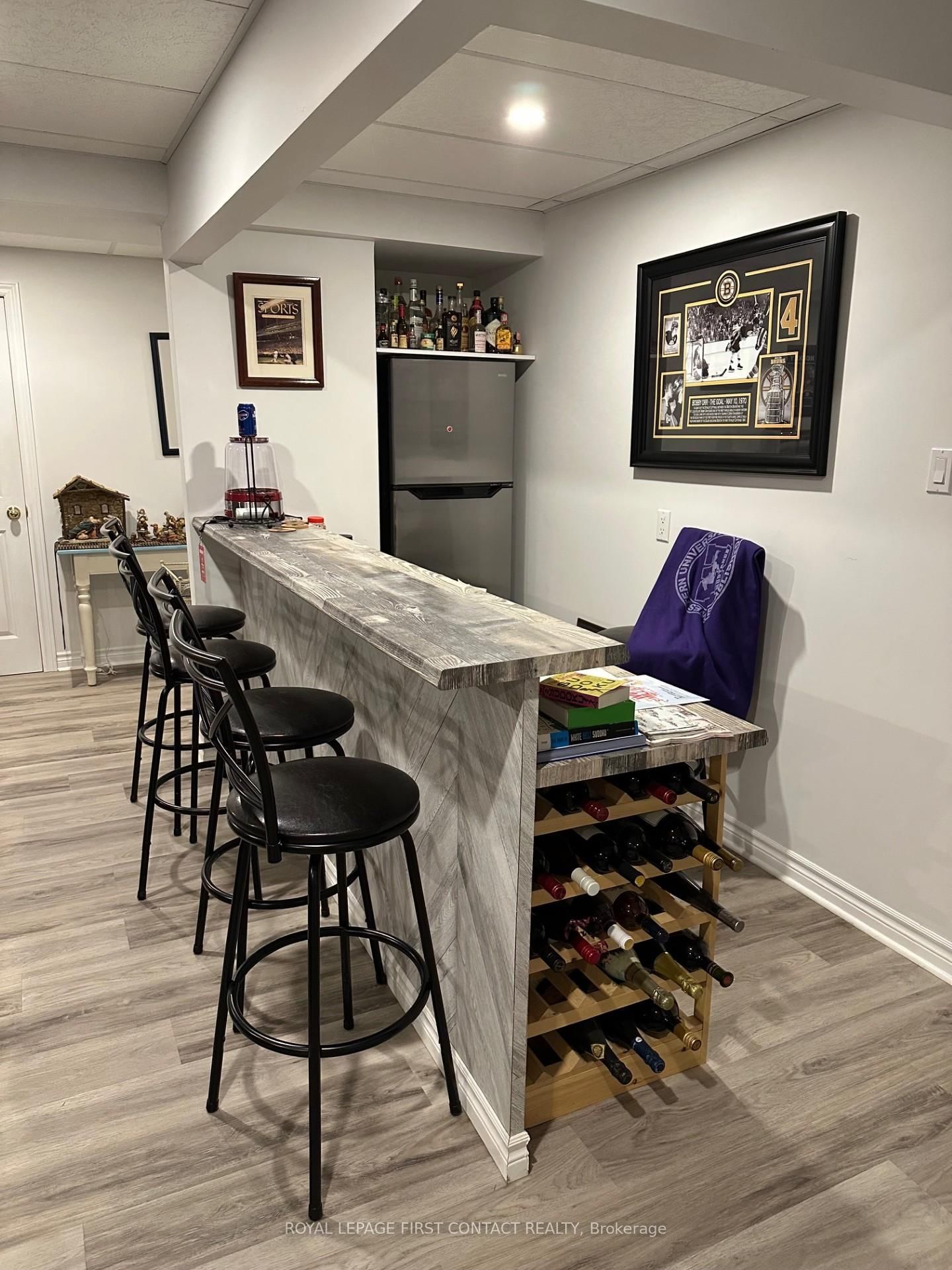 Listing Image 17