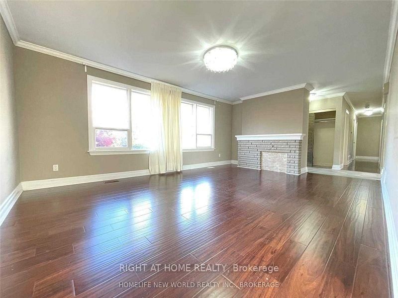 Detached House for lease at 28 Jonquil Crescent, Markham, Bullock, L3P 1T4 - MLS: N12107324