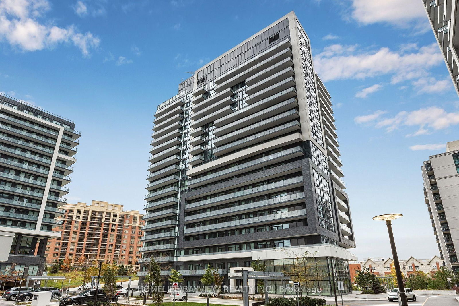 Condo for lease at 1603-75 Oneida Crescent, Richmond Hill, Langstaff, L4B 0H3 - MLS: N12107452