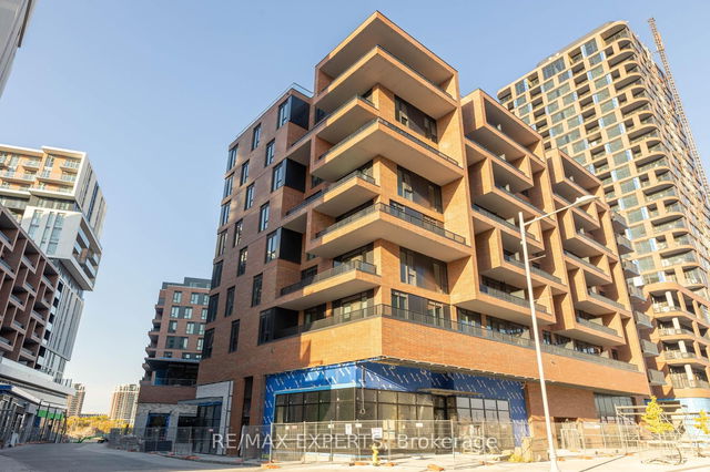 608C - 38 Simcoe Promenade Circle