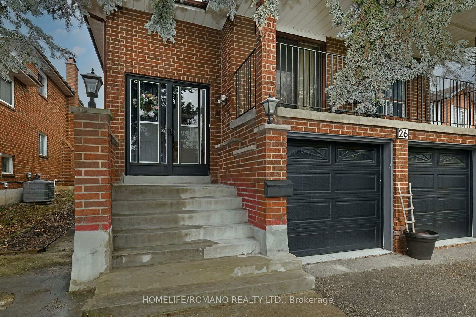 Detached House for sale at 26 Quaker Ridge Road, Vaughan, Glen Shields, L4K 2E7 - MLS: N12107633