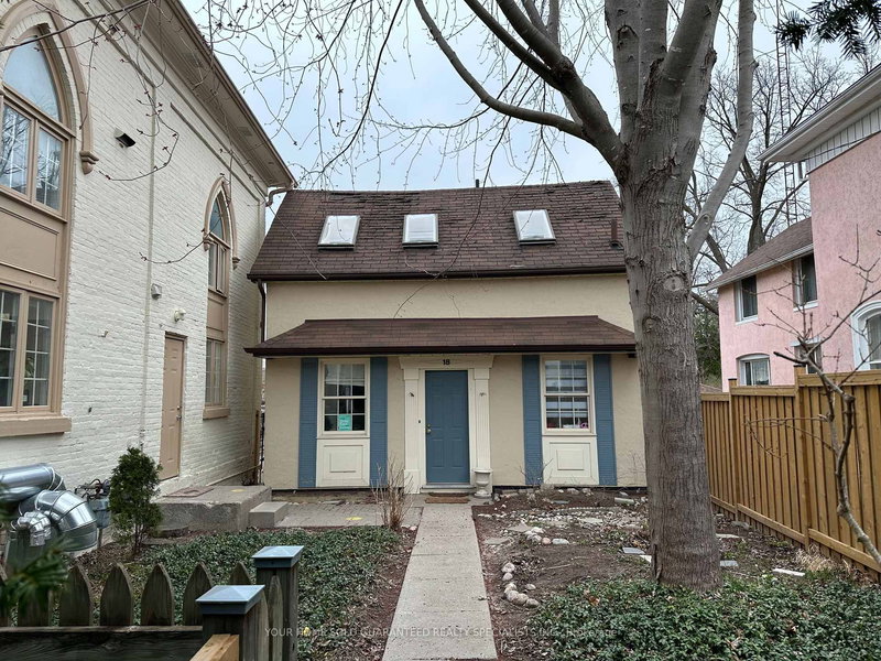 16-18 Mosley St, Aurora, L4G 1G6 | Image 3