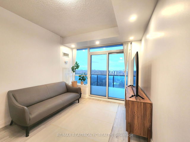1007 - 7165 Yonge Street