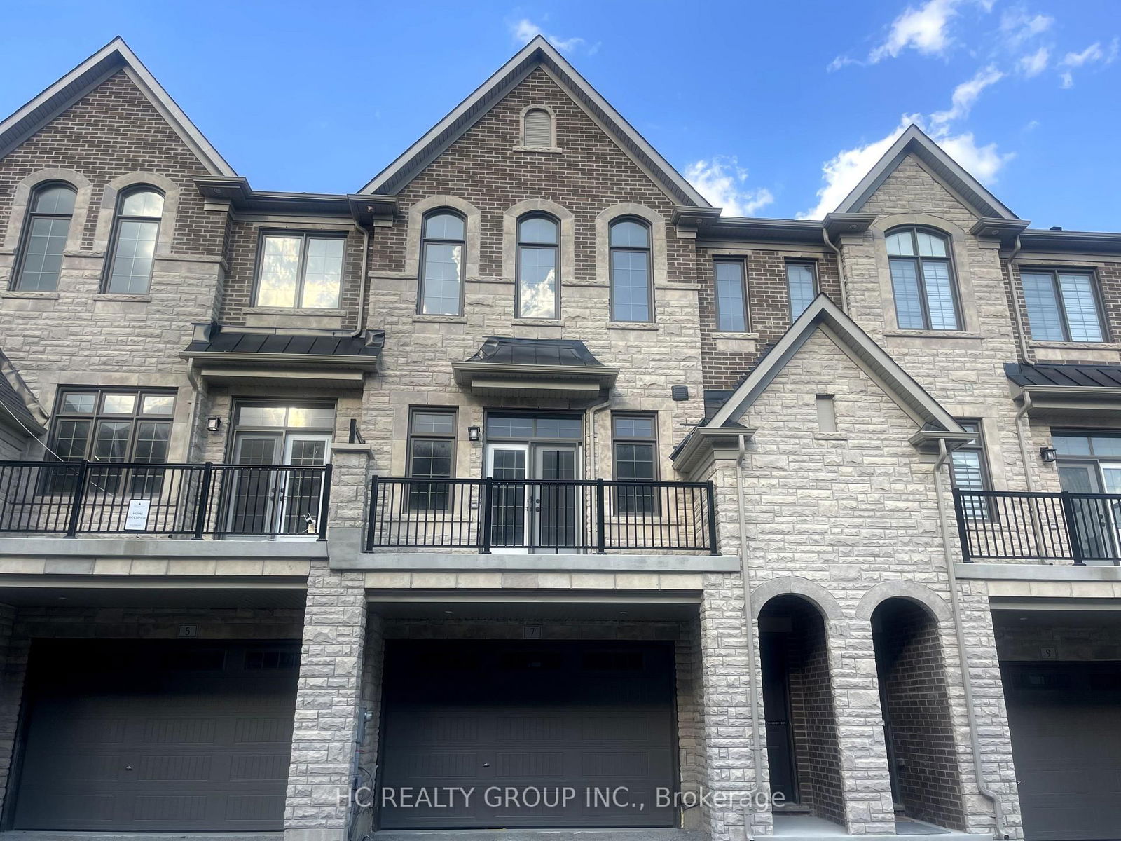 Townhouse leased at 7 Abbeyhill Lane, Markham, Angus Glen, L6C 3L5 - MLS: N12108189