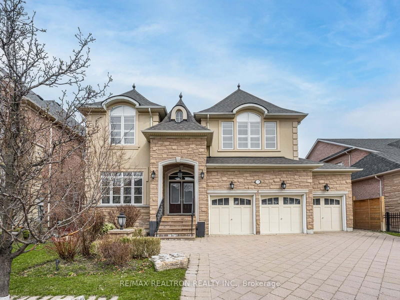 home for lease on 130 Cooks Mill Crescent
