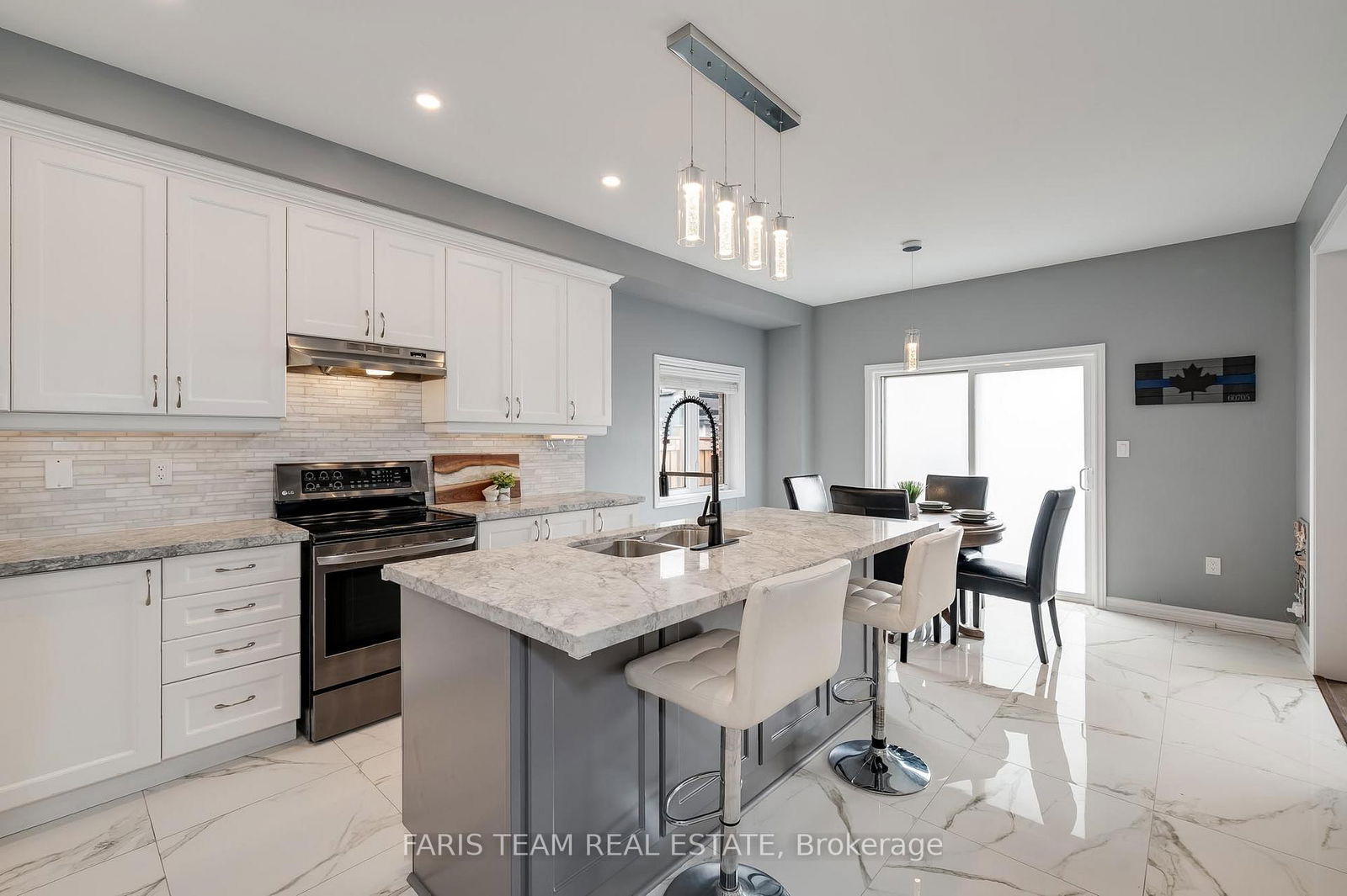 Detached House for sale at 1464 Farrow Crescent, Innisfil, Rural Innisfil, L9S 0L6 - MLS: N12108764