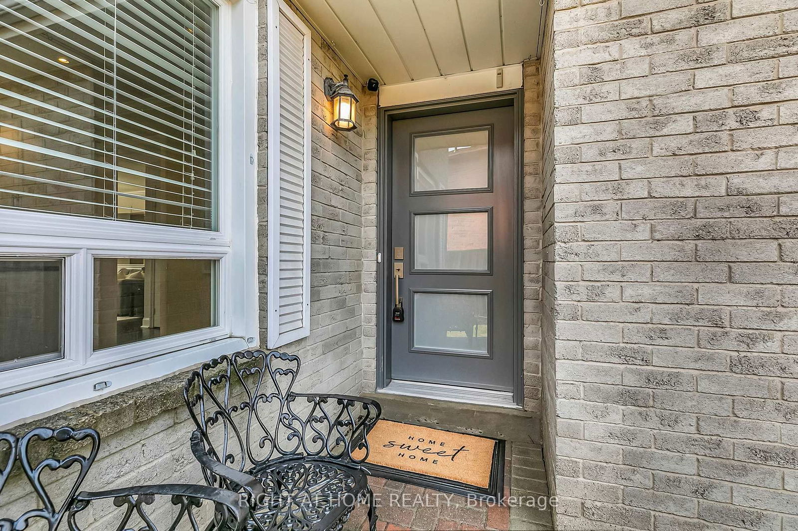 Detached House for sale at 39 Aranka Court, Richmond Hill, North Richvale, L4C 7V2 - MLS: N12108934