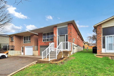 177 Fred Cook Dr, Bradford West Gwillimbury - Bradford image-0-2