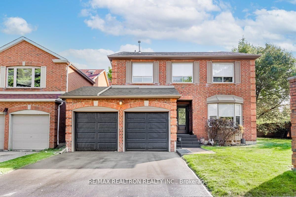 Detached House for sale at 209 Charles Street, Vaughan, Crestwood-Springfarm-Yorkhill, L4J 3A2 - MLS: N12109116